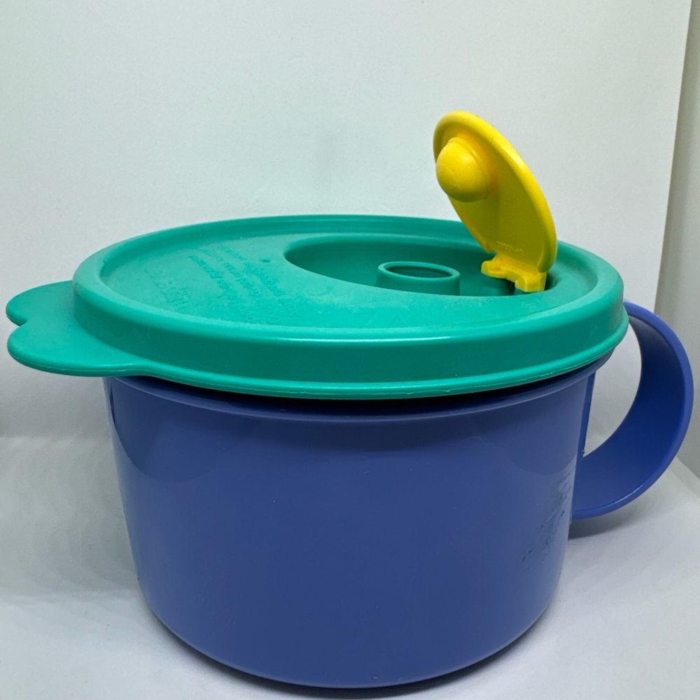 Tupperware Crystalwave Microwave Soup Mug